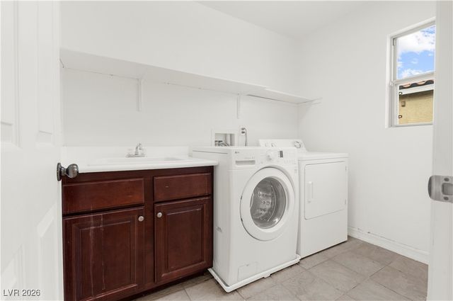 5526 Spruce Hill Court, Las Vegas, NV 89148