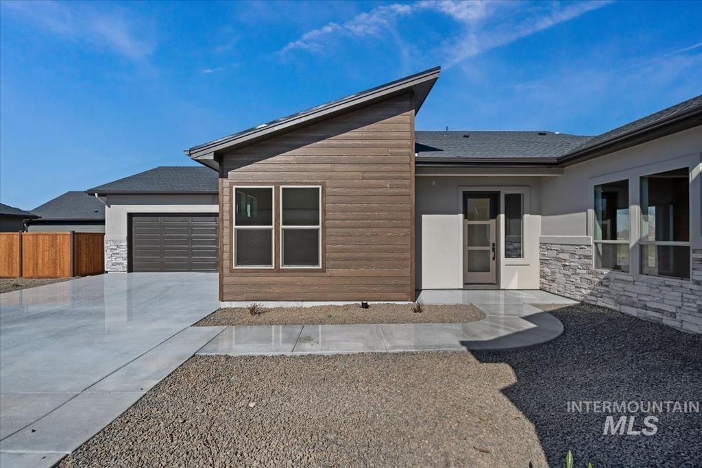 11198 W Tara Iti Ln, Kuna, ID 83634