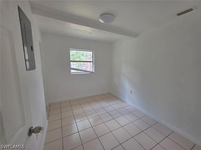 2103 Unity AVE, Fort Myers, FL 33901