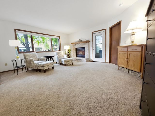 2552 Manitou Lane, White Bear Lake, MN 55110