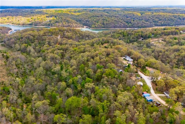 13712 Kistler Road, Rogers, AR 72756