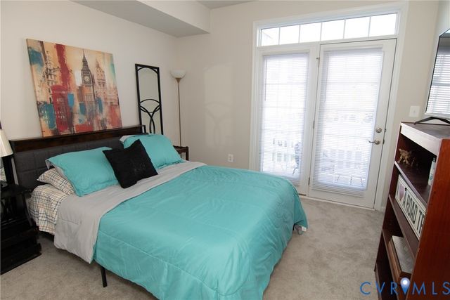 7947 Independence Dr, Spotsylvania, VA 22553