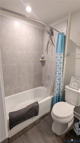 7947 Independence Dr, Spotsylvania, VA 22553