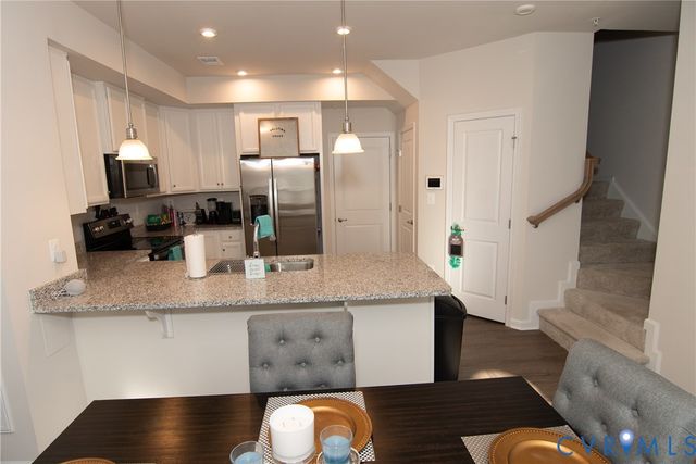 7947 Independence Dr, Spotsylvania, VA 22553