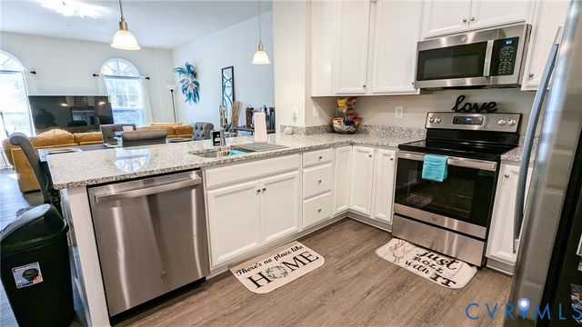 7947 Independence Dr, Spotsylvania, VA 22553