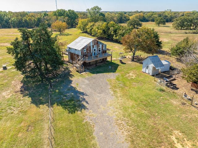 1696 County road 222, Gainesville, TX 76240
