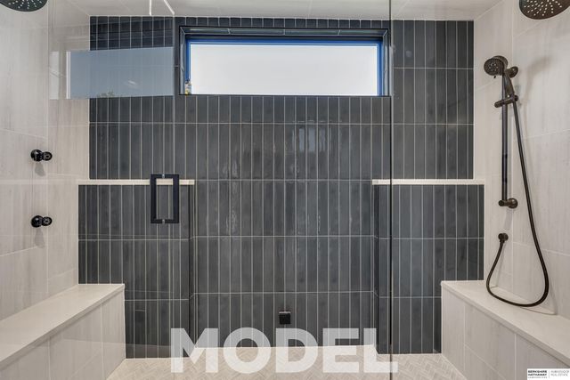 22754 Sanctuary Ridge Drive, Elkhorn, NE 68022