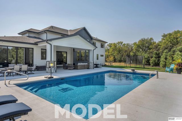 22754 Sanctuary Ridge Drive, Elkhorn, NE 68022