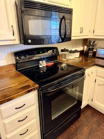 1012 Lincoln Drive, Sulphur Springs, TX 75482