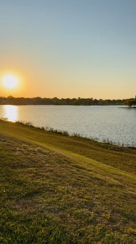 1012 Lincoln Drive, Sulphur Springs, TX 75482