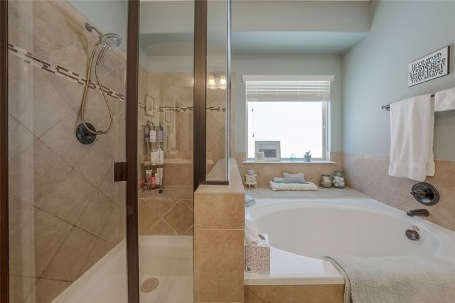 8629 Tribute Lane, Fort Worth, TX 76131