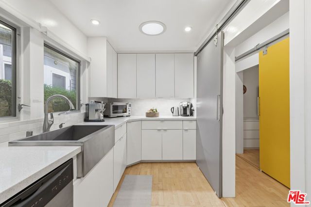 43 Dudley Avenue, Venice (los Angeles), CA 90291