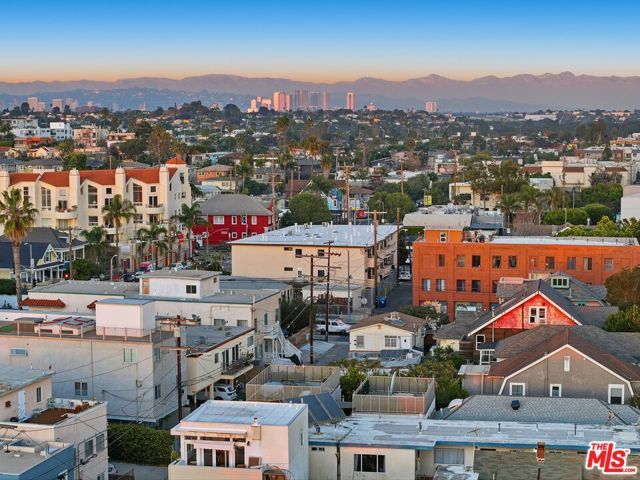 43 Dudley Avenue, Venice (los Angeles), CA 90291