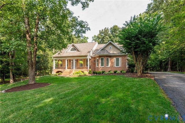 8912 First Branch Ln, Chesterfield, VA 23838