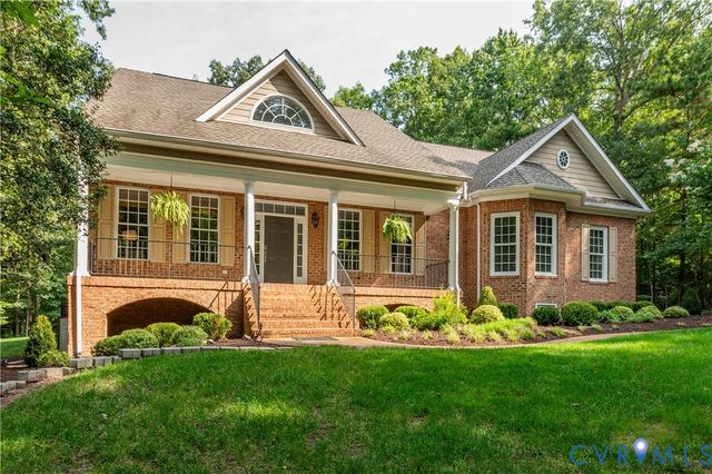8912 First Branch Ln, Chesterfield, VA 23838