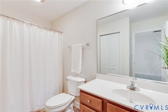 8912 First Branch Ln, Chesterfield, VA 23838
