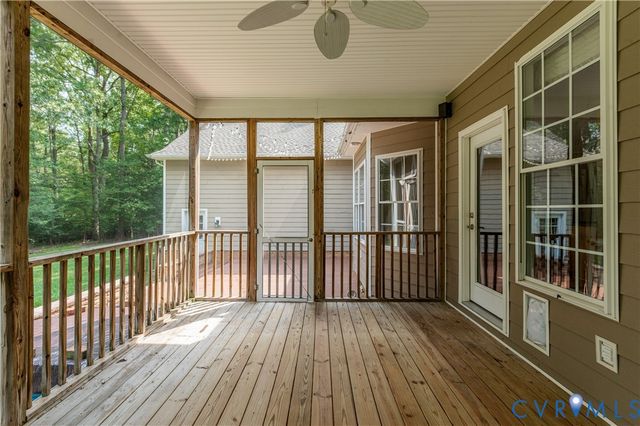 8912 First Branch Ln, Chesterfield, VA 23838