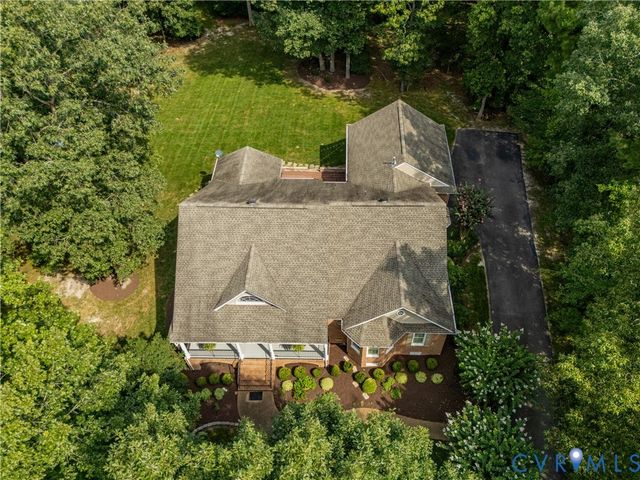 8912 First Branch Ln, Chesterfield, VA 23838