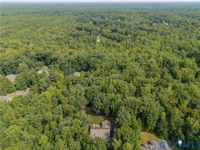 8912 First Branch Ln, Chesterfield, VA 23838