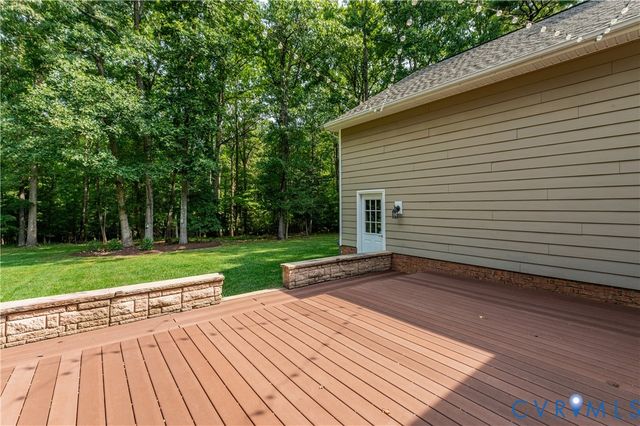 8912 First Branch Ln, Chesterfield, VA 23838