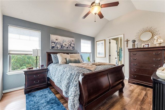 3905 SW Ridgepointe Avenue, Bentonville, AR 72712