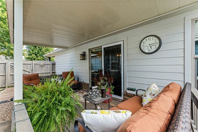 3905 SW Ridgepointe Avenue, Bentonville, AR 72712