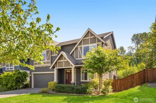 932 Clearwater Court, Mount Vernon, WA 98273