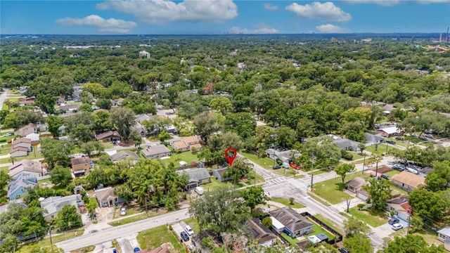 5001 WHITEWAY DRIVE, Tampa, FL 33617