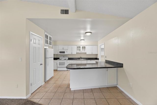 5001 WHITEWAY DRIVE, Tampa, FL 33617