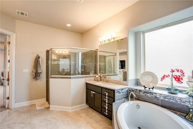 2236 Long Bow DR, Leander, TX 78641