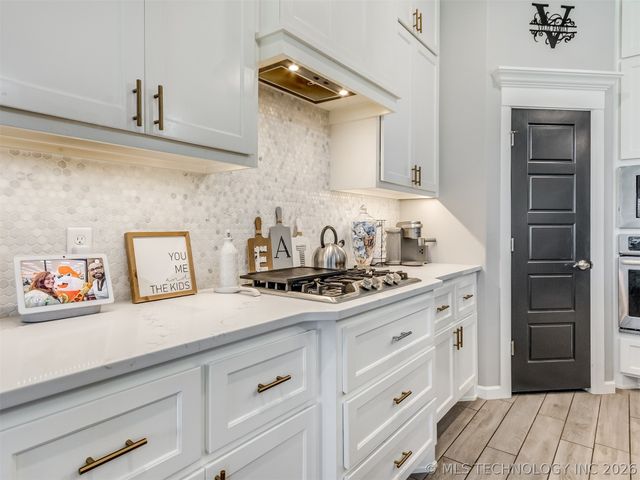 912 E Fulton Court, Broken Arrow, OK 74012