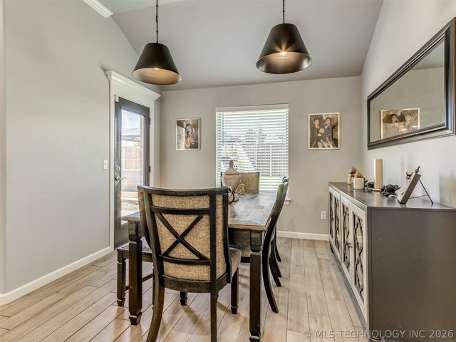 912 E Fulton Court, Broken Arrow, OK 74012