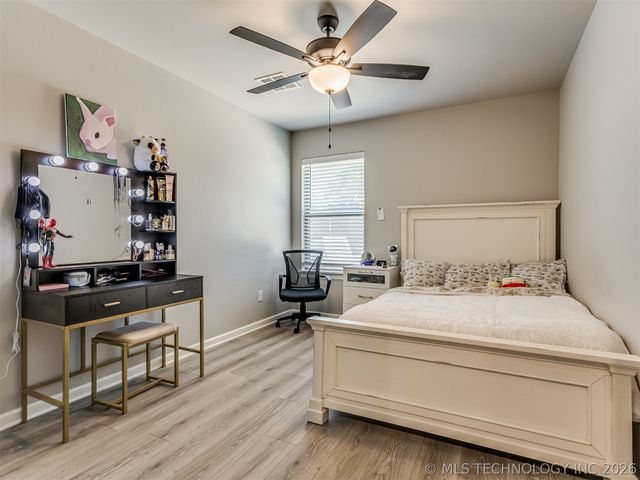 912 E Fulton Court, Broken Arrow, OK 74012