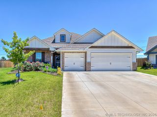 912 E Fulton Court, Broken Arrow, OK 74012