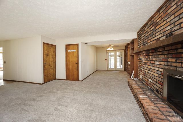 5395 Oakbrook Drive, Fairfield, OH 45014