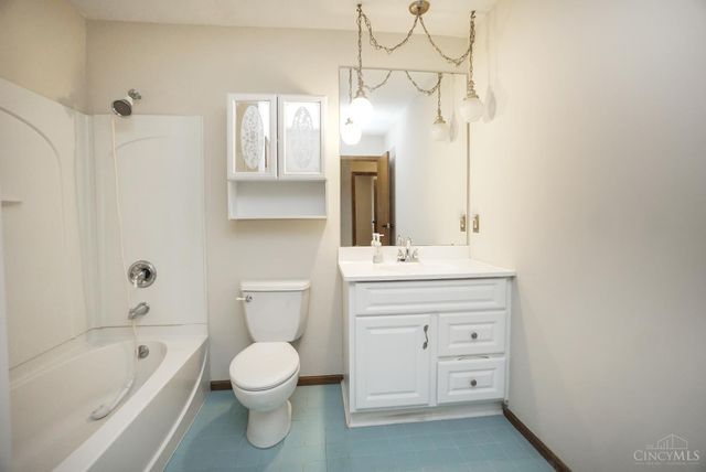 5395 Oakbrook Drive, Fairfield, OH 45014