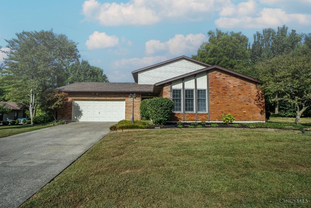 5395 Oakbrook Drive, Fairfield, OH 45014