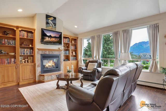 13927 E River Bend Circle, Palmer, AK 99645