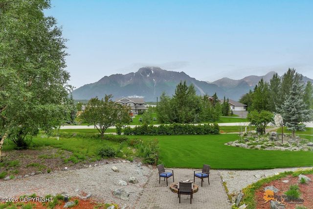 13927 E River Bend Circle, Palmer, AK 99645