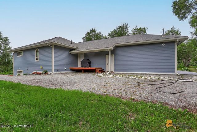 13927 E River Bend Circle, Palmer, AK 99645