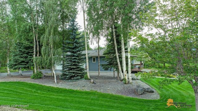 13927 E River Bend Circle, Palmer, AK 99645