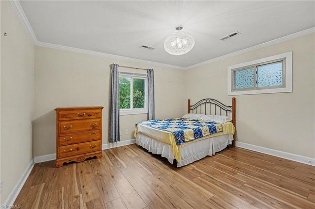 5107 Grandover Parkway, Greensboro, NC 27407