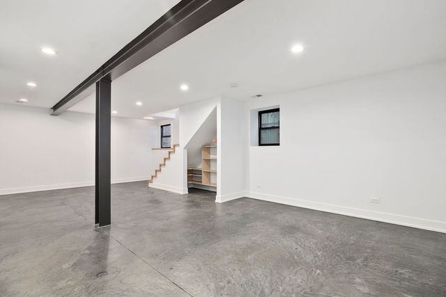 5010 N Lawndale Avenue, Chicago, IL 60625