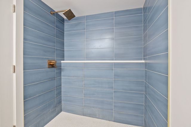 5010 N Lawndale Avenue, Chicago, IL 60625