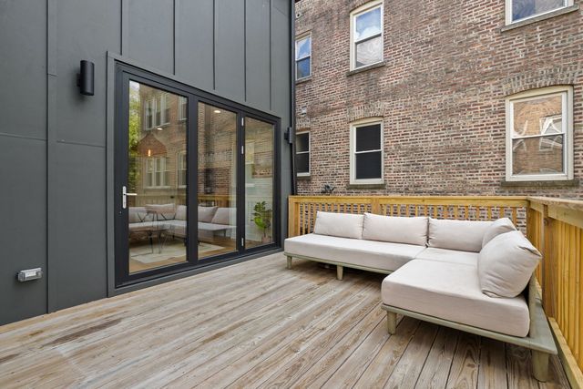 5010 N Lawndale Avenue, Chicago, IL 60625