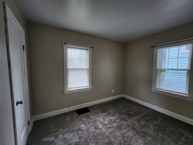 3026 Arlington Avenue, Davenport, IA 52803