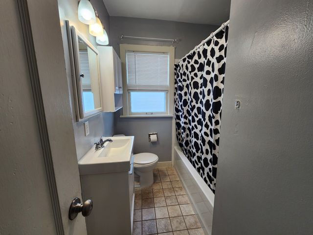 3026 Arlington Avenue, Davenport, IA 52803