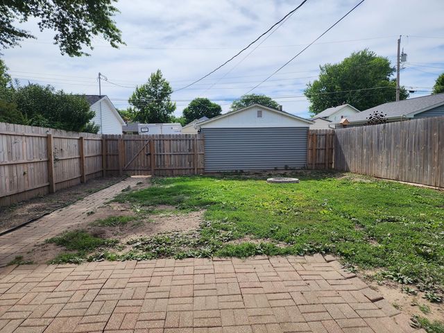 3026 Arlington Avenue, Davenport, IA 52803