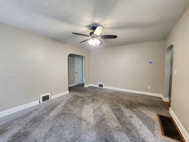3026 Arlington Avenue, Davenport, IA 52803