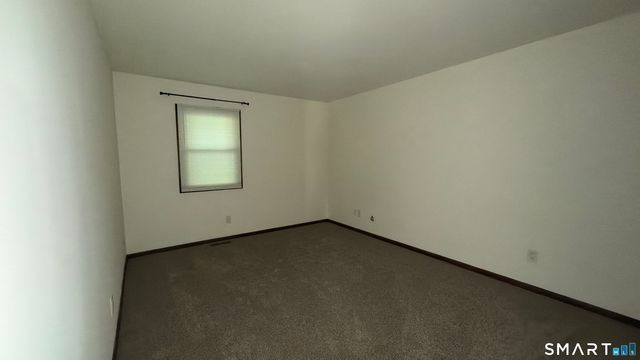 375 Glendale Avenue D2, Bridgeport, CT 06606